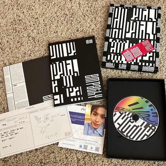 NCT U ALBUM BUNDLE - Picture 2 of 5